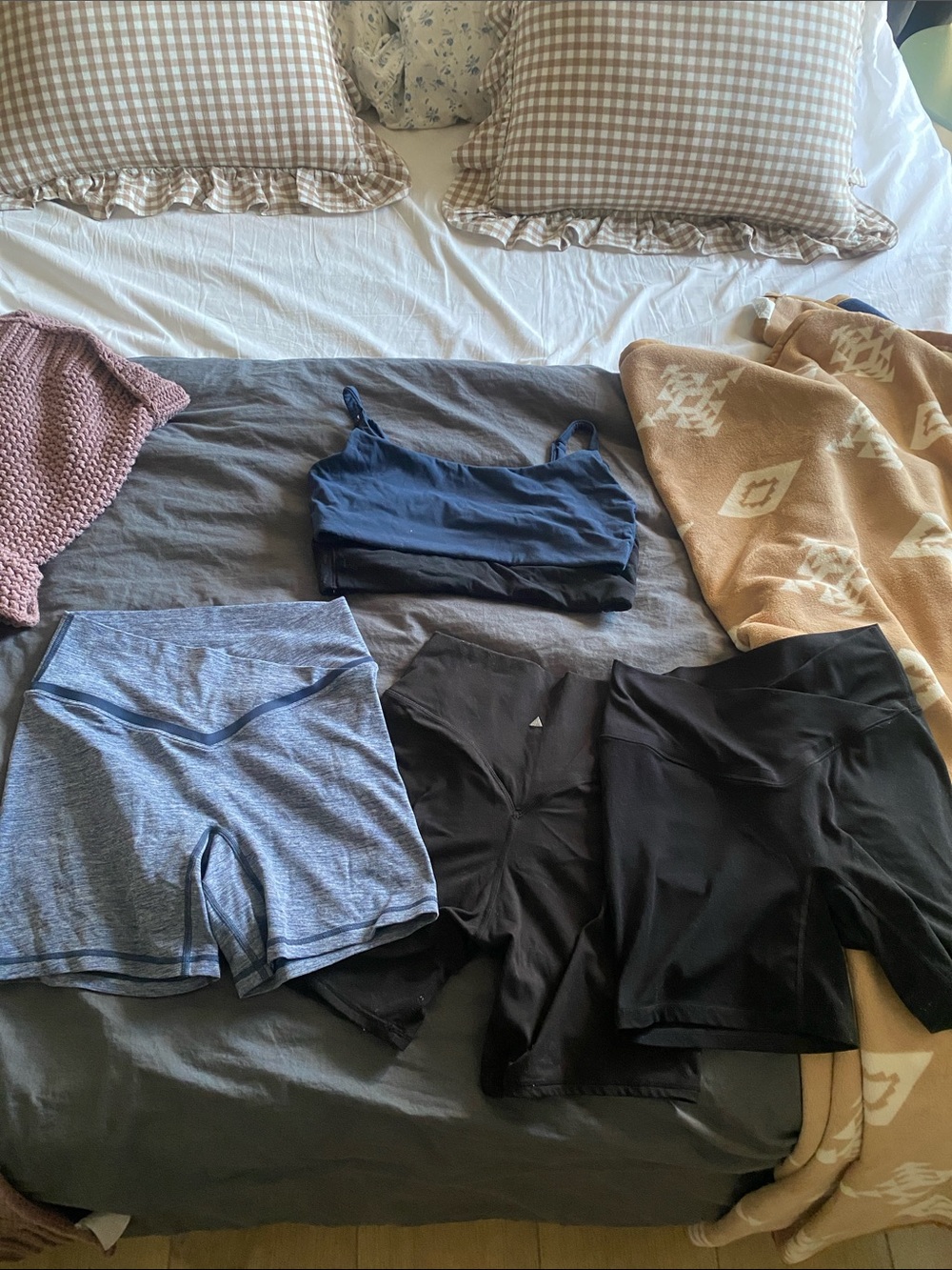 Vitality Bundle! Two scoop bras and three shorts